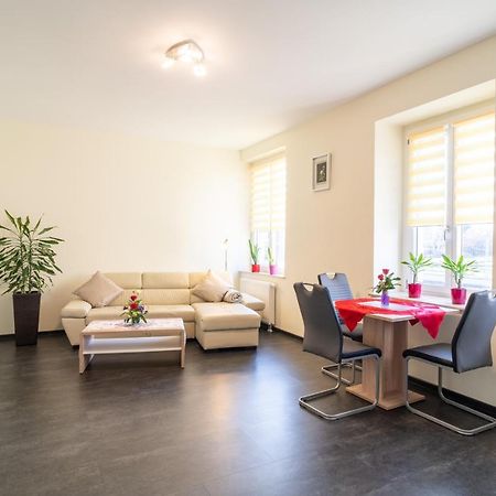 Ferienwohnung ehem. Gesundheitsamt Ueckermünde Exterior foto