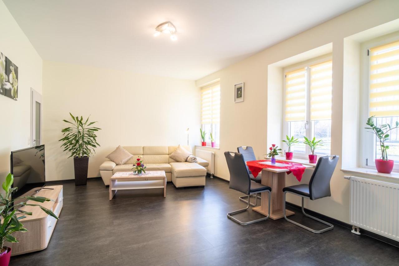Ferienwohnung ehem. Gesundheitsamt Ueckermünde Exterior foto