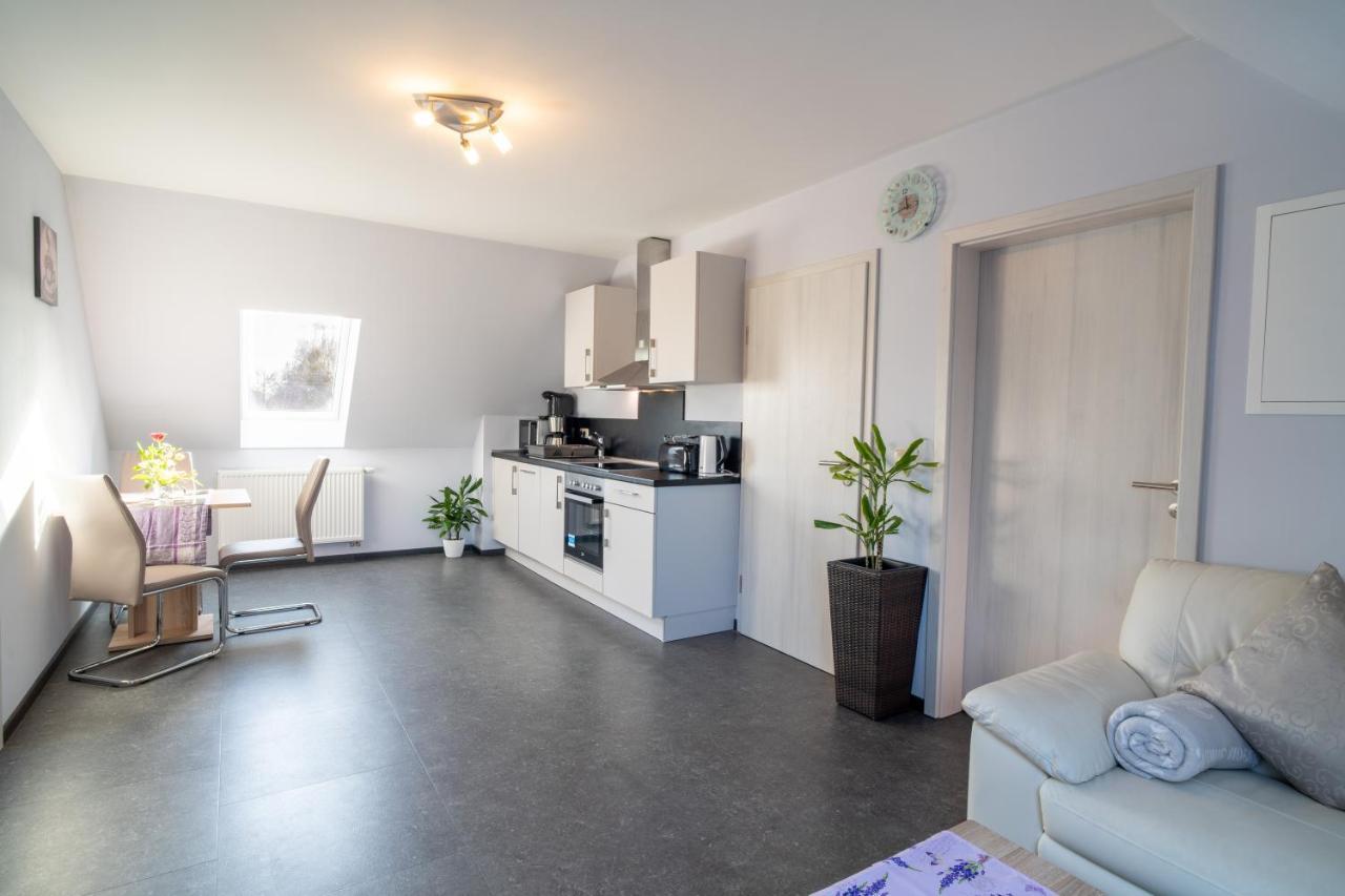 Ferienwohnung ehem. Gesundheitsamt Ueckermünde Exterior foto